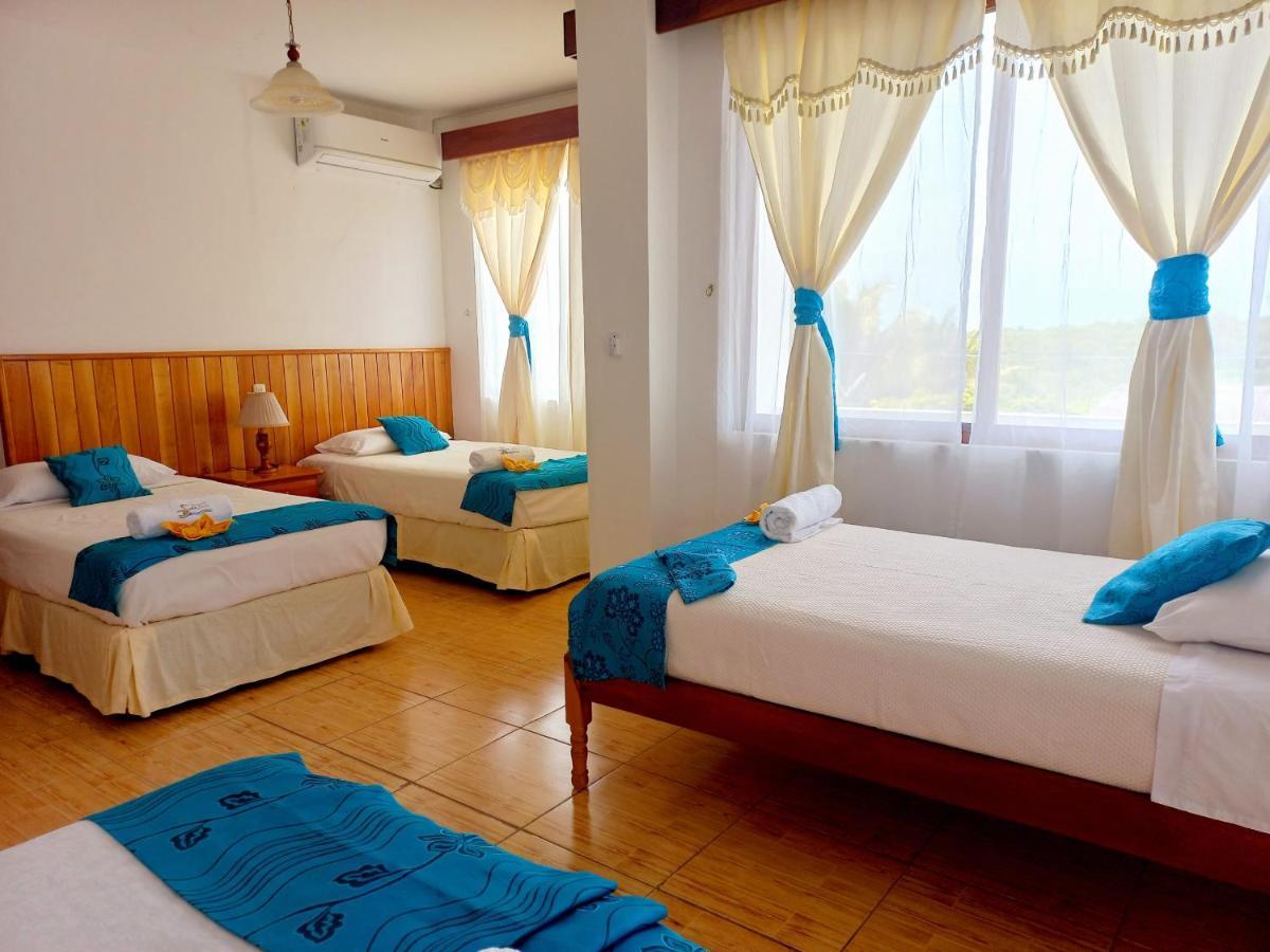 Hotel Sula Sula Puerto Villamil Buitenkant foto