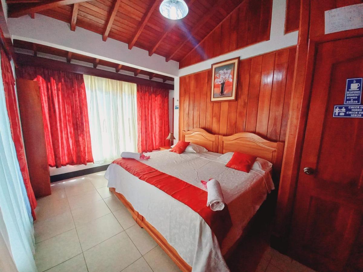 Hotel Sula Sula Puerto Villamil Buitenkant foto